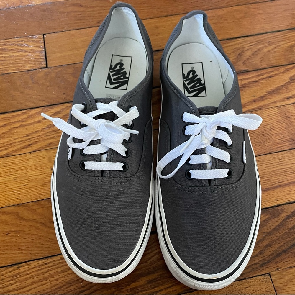 Vans Grey Canvas Classic Sneakers Men’s 9 Ladies 11